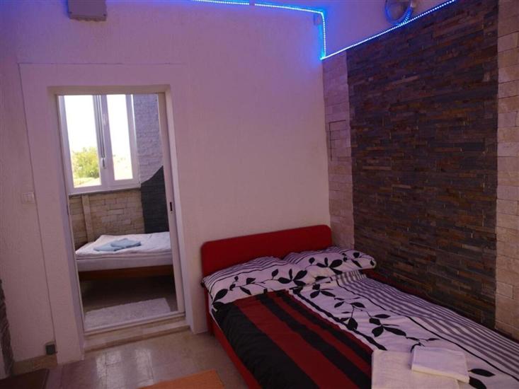 Apartment A3, for 6 persons