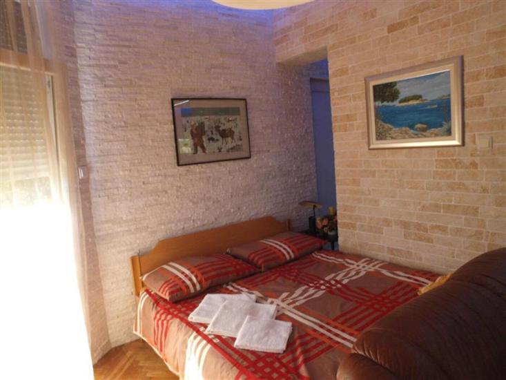 Apartment A3, for 6 persons