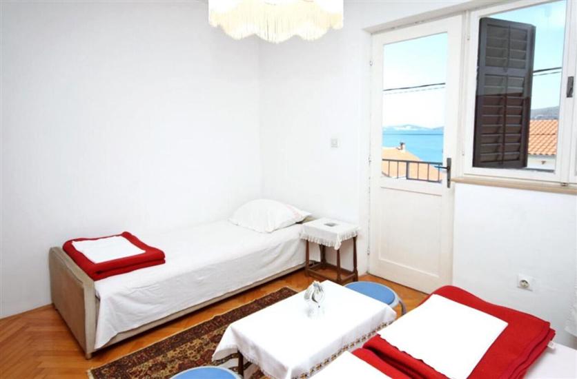 Apartment A2, for 6 persons