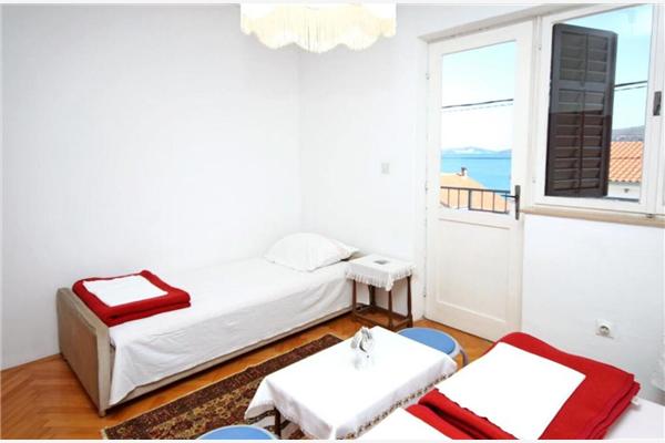 Apartment A2, for 6 persons