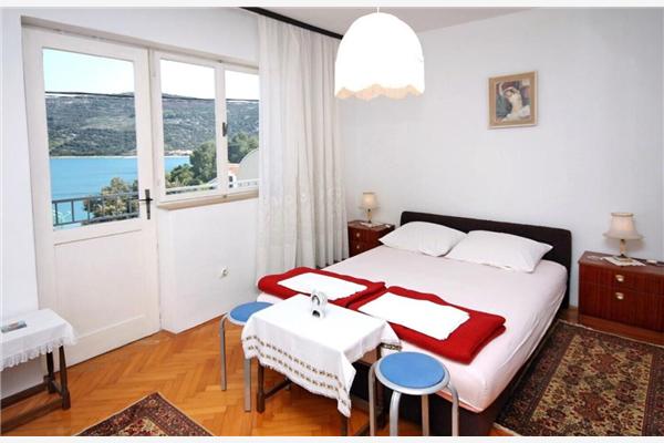 Apartment A2, for 6 persons