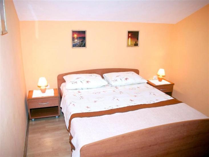 Apartment A1, for 3 persons