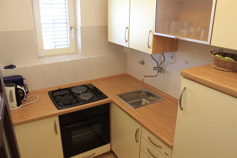 Apartment A1, for 5 persons