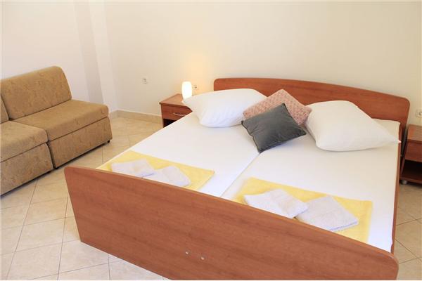 Apartment A2, for 4 persons