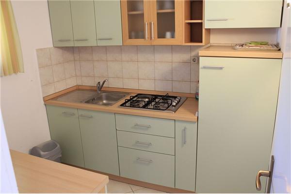 Apartment A4, for 5 persons