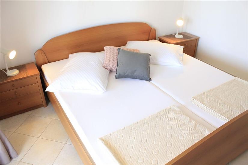 Apartment A4, for 5 persons