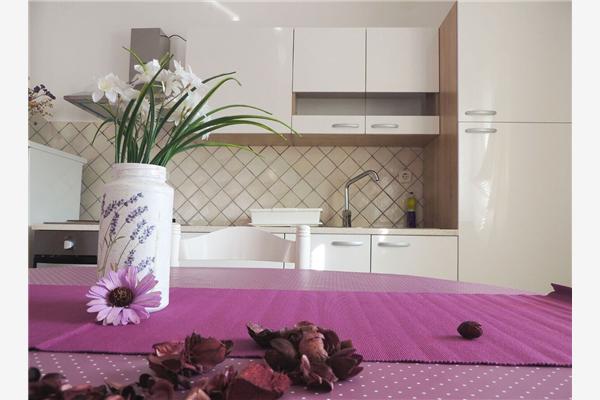 Apartment A7, for 5 persons