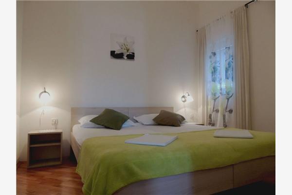 Apartment A7, for 5 persons