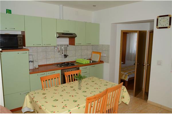 Apartman A2, na 5 osebe