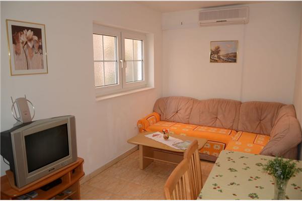 Apartman A2, na 5 osebe