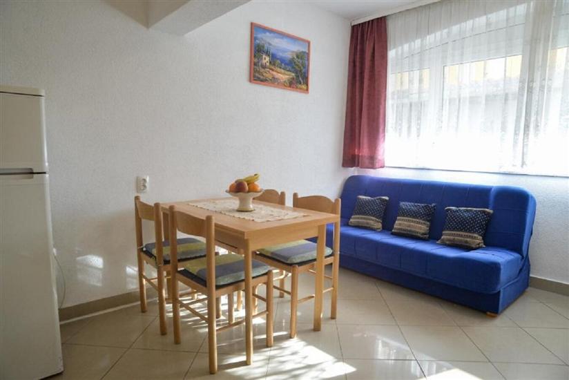 Apartment A1, for 5 persons