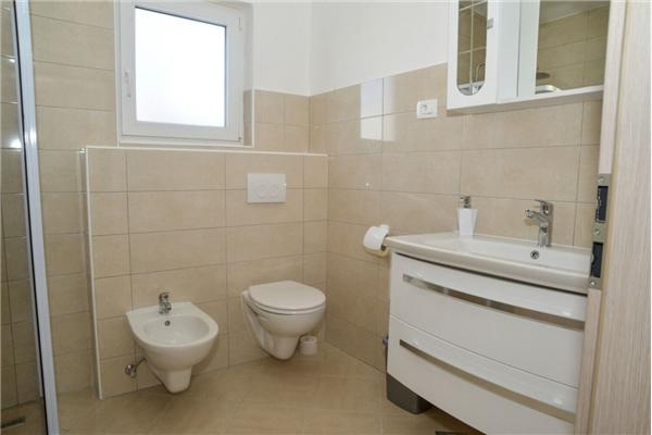 Apartment A2, for 5 persons