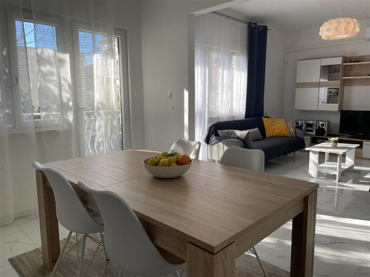 Apartment A1, for 6 persons