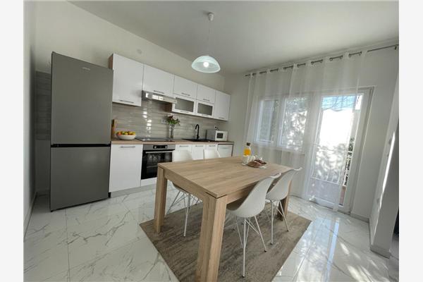 Apartment A1, for 6 persons