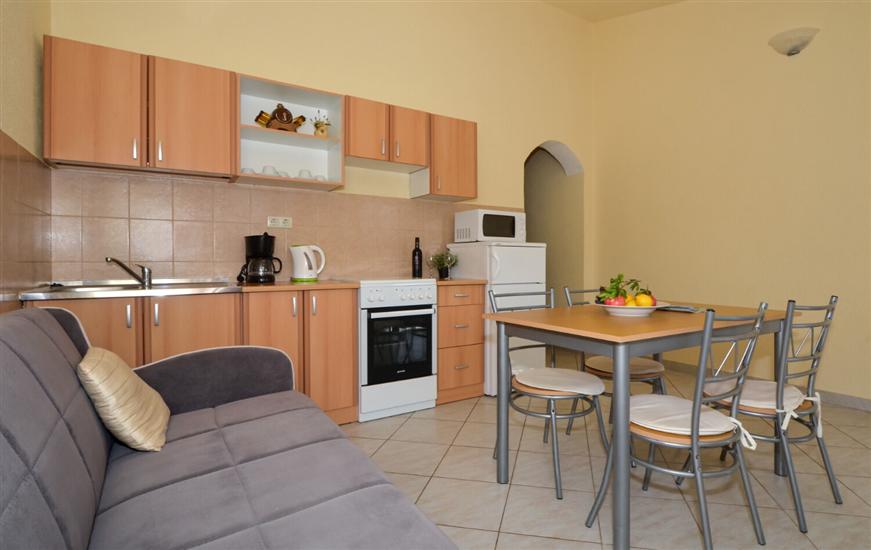 Apartment A2, for 3 persons
