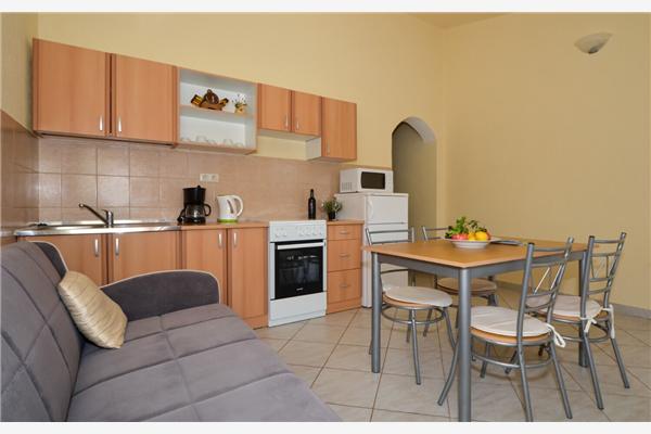 Apartment A2, for 3 persons