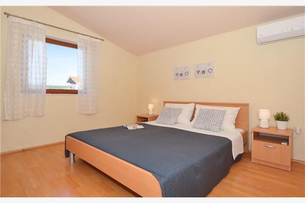Apartment A2, for 3 persons