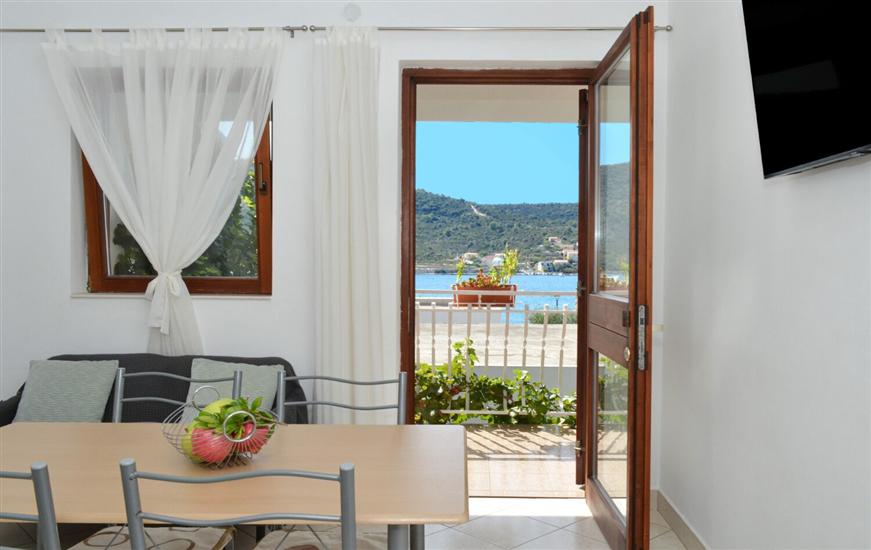 Apartment A3, for 5 persons