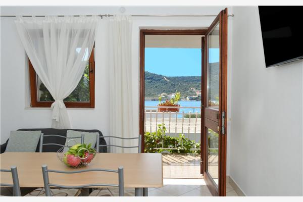 Apartment A3, for 5 persons