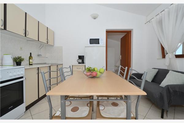 Apartment A3, for 5 persons