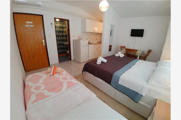 Apartment A11, for 3 persons