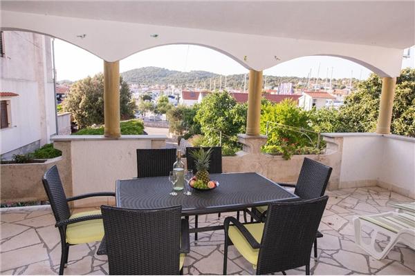 Lägenhet A1, för 6 personer