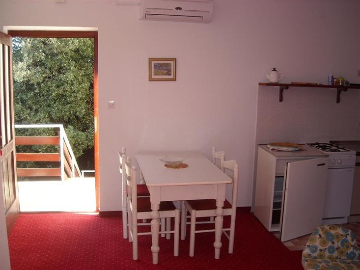 Apartment A4, for 4 persons