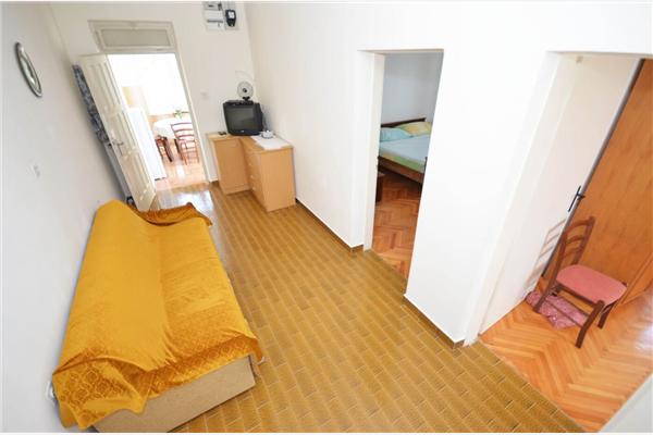 Apartment A1, for 6 persons