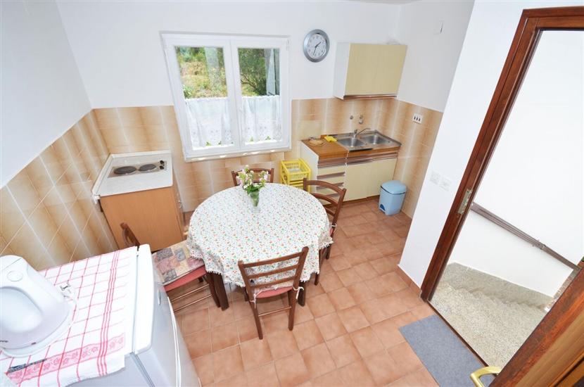 Apartment A1, for 6 persons