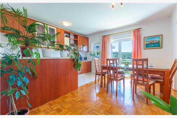 Ferienwohnung A1, für 5 Personen