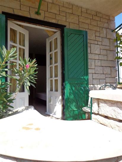 Apartment A1, for 3 persons