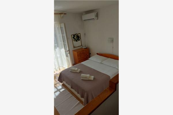 Apartment A5, for 2 persons