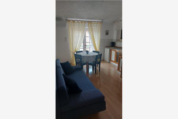 Apartment A6, for 3 persons