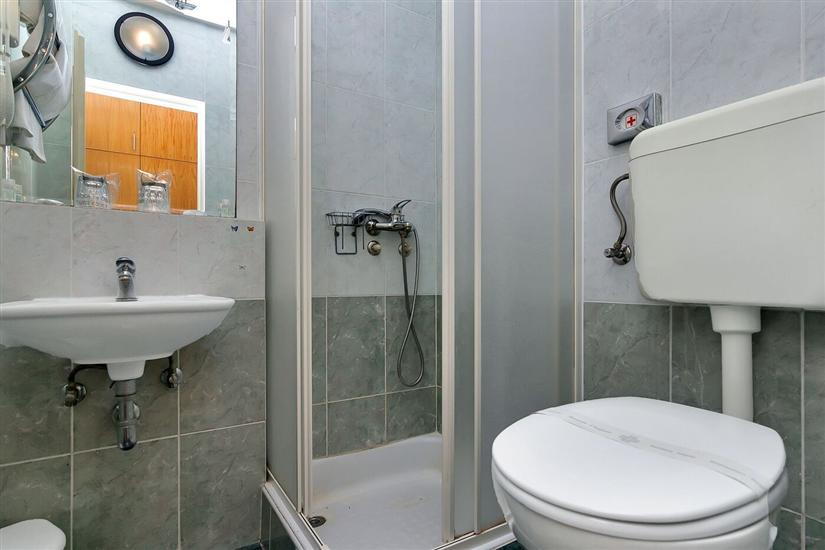 Room S2, for 2 persons