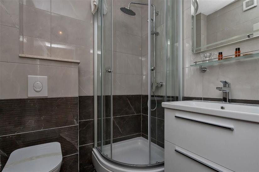 Room S3, for 4 persons