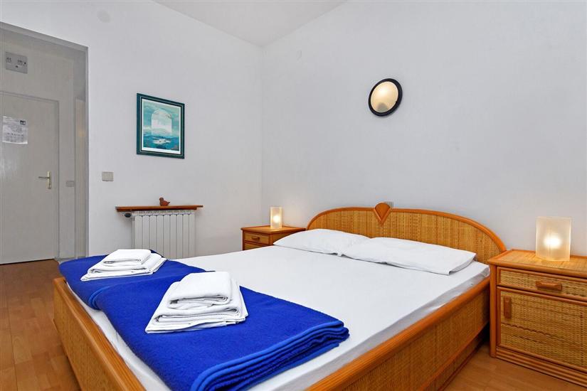 Room S5, for 2 persons