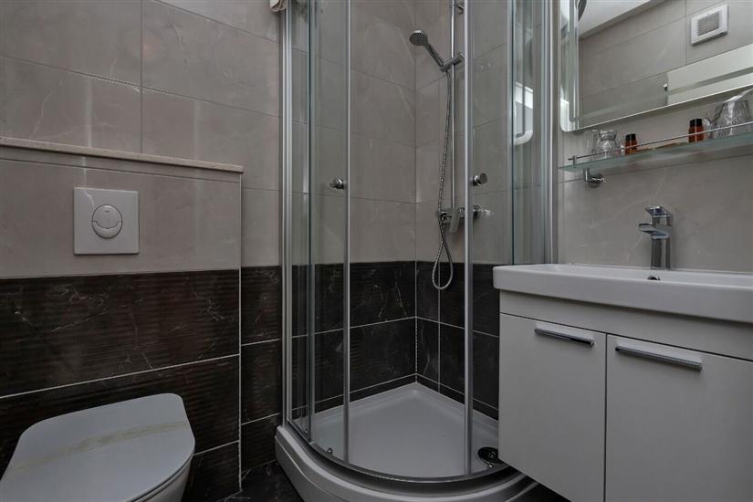 Room S5, for 2 persons