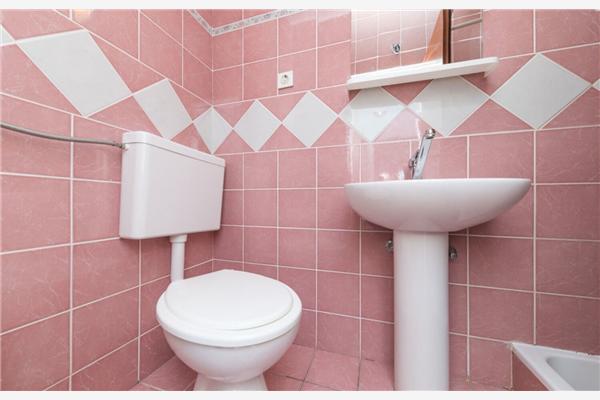 House K1, for 12 persons