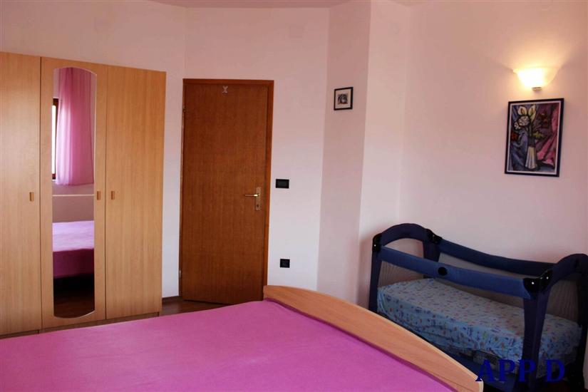 Apartment A4, for 5 persons