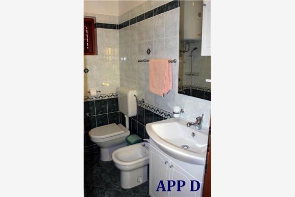 Apartment A4, for 5 persons