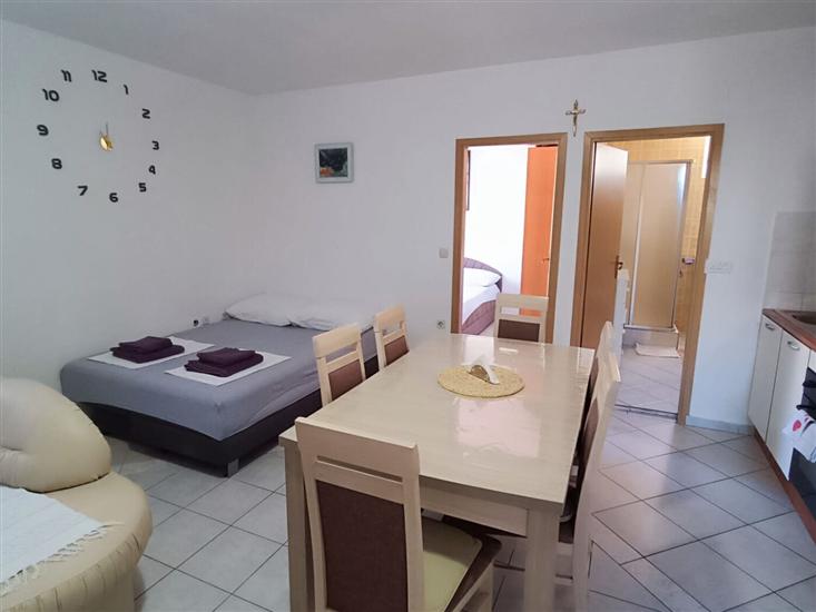 Apartment A1, for 4 persons