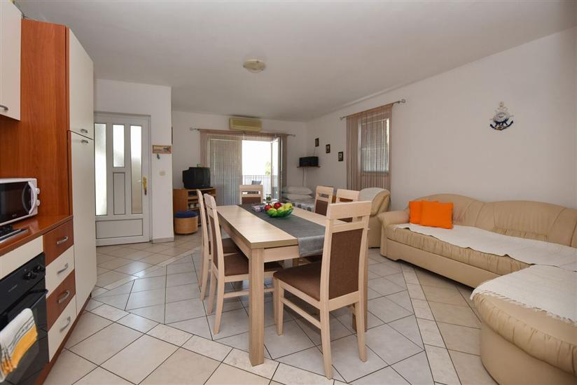 Apartment A1, for 4 persons