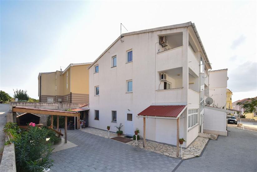 Apartmaj Danka