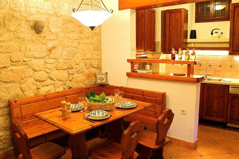 House K1, for 9 persons