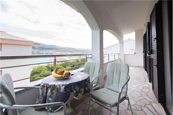 Apartment A4, for 5 persons