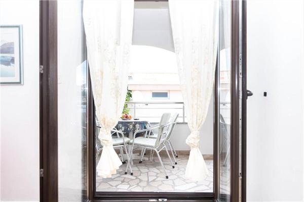 Apartment A4, for 5 persons