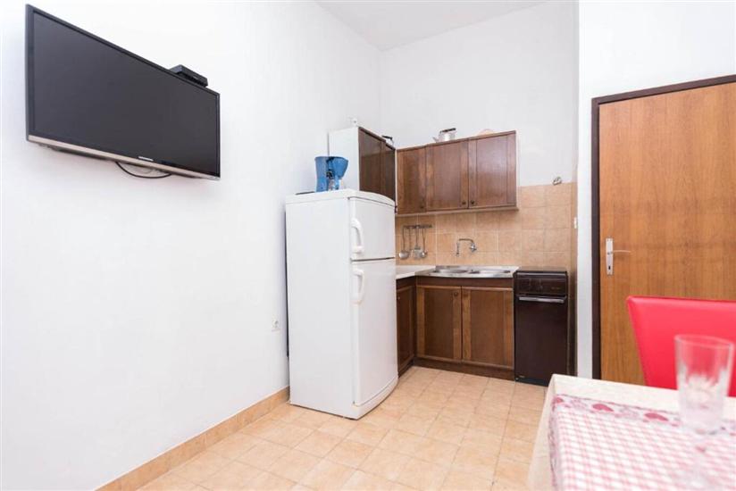 Apartment A4, for 5 persons