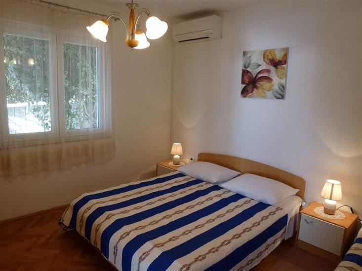 Apartment A1, for 8 persons