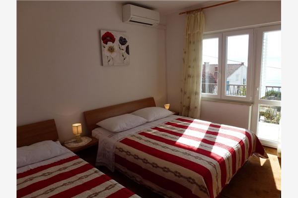 Apartment A1, for 8 persons