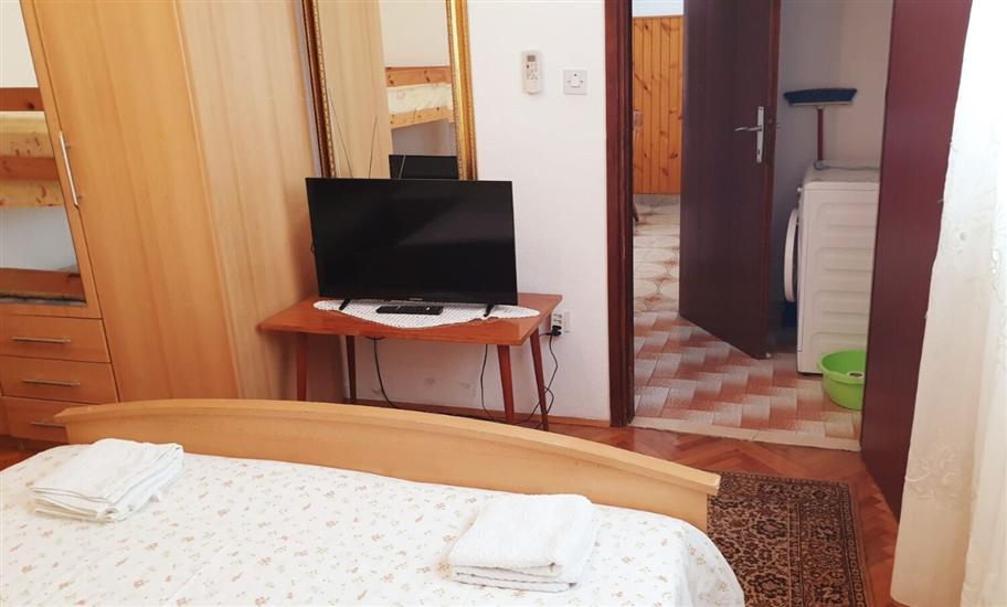 Apartment A2, for 3 persons